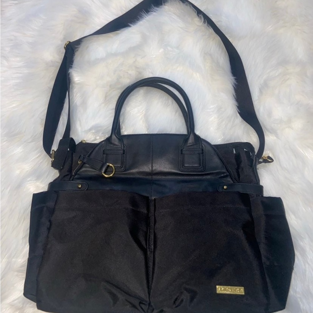 Black Skip Hop Diaper Bag Chelsea Baby Bag Crossbody Shoulder Bag - Picture 2 of 13